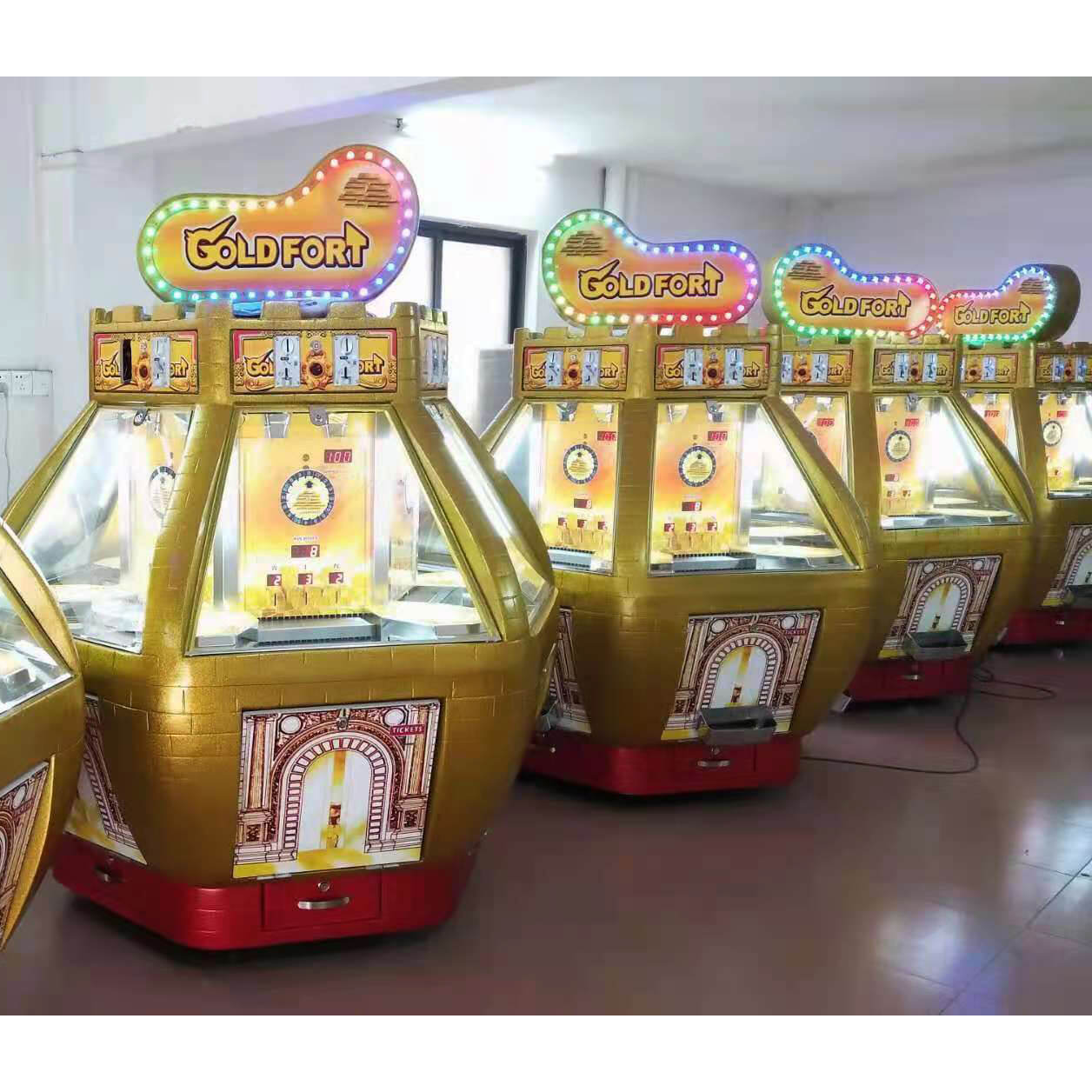 Gold-fort-coin-pusher-machine-for-6-players-5